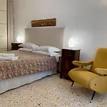 Casa Teatro Greco Apartment
