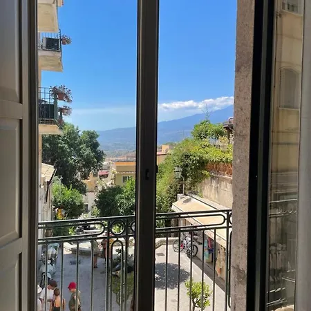 Casa Teatro Greco Apartment *